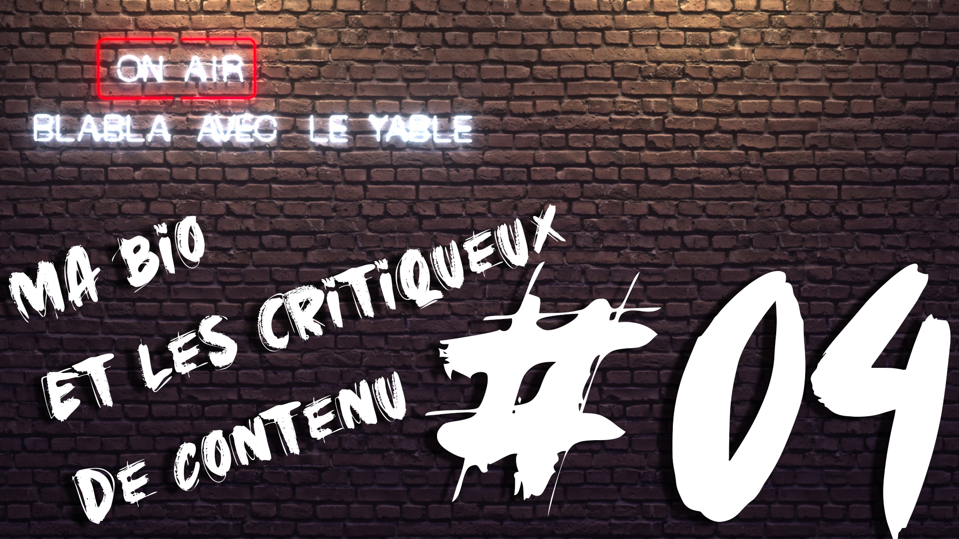 Bio + Critiqueux de contenu 